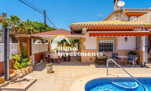 Gebrauchtimmobilien - Villa - Cabo Roig - La Regia