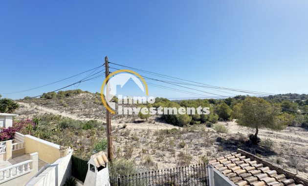 Resale - Town house - Villamartin