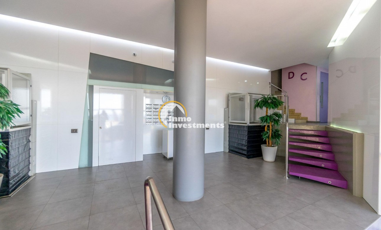 Resale - Apartment - Torrevieja - Playa del Cura