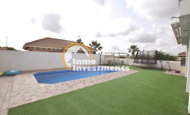 Resale - Villa - San Fulgencio - La Marina