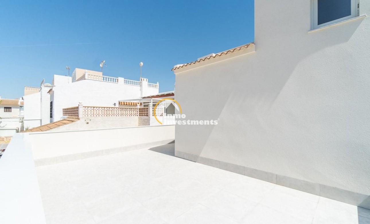 Bestaande bouw - Half vrijstaande villa - Torrevieja - Strand