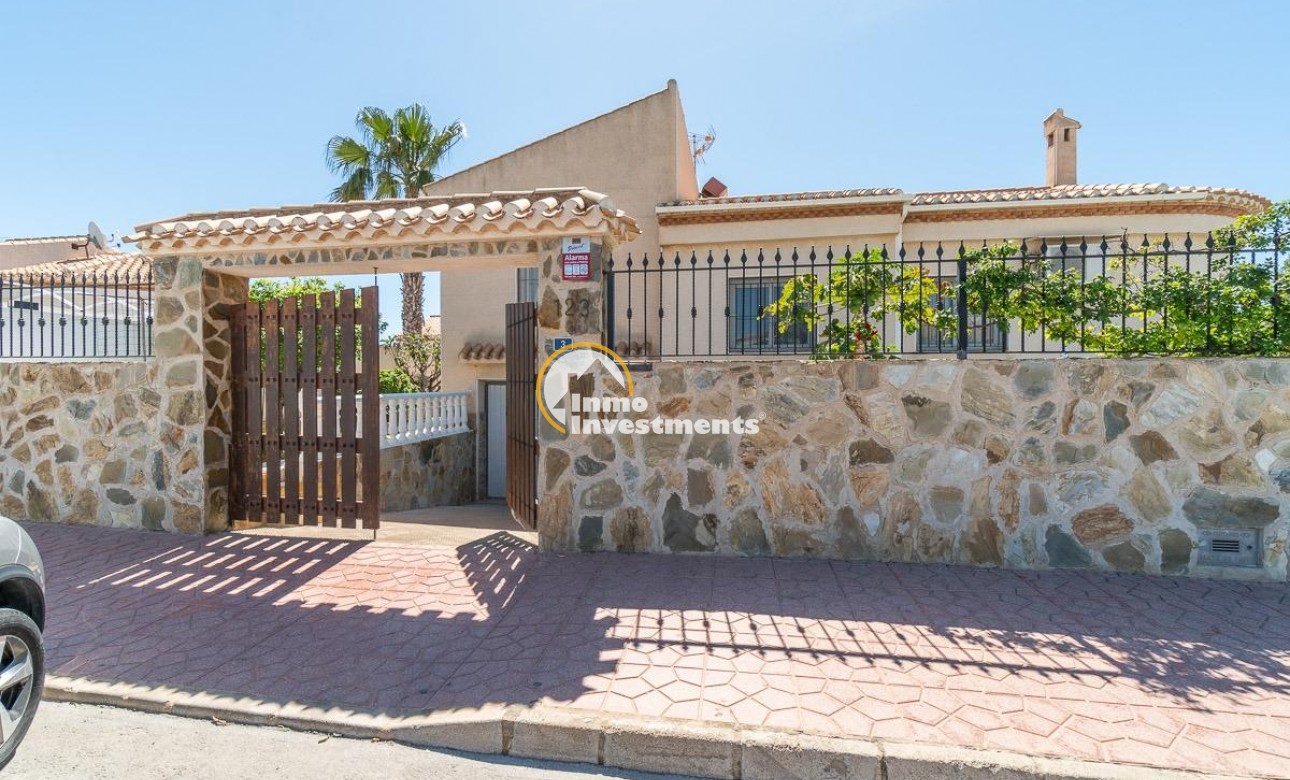 Resale - Villa - Playa Flamenca - Market area