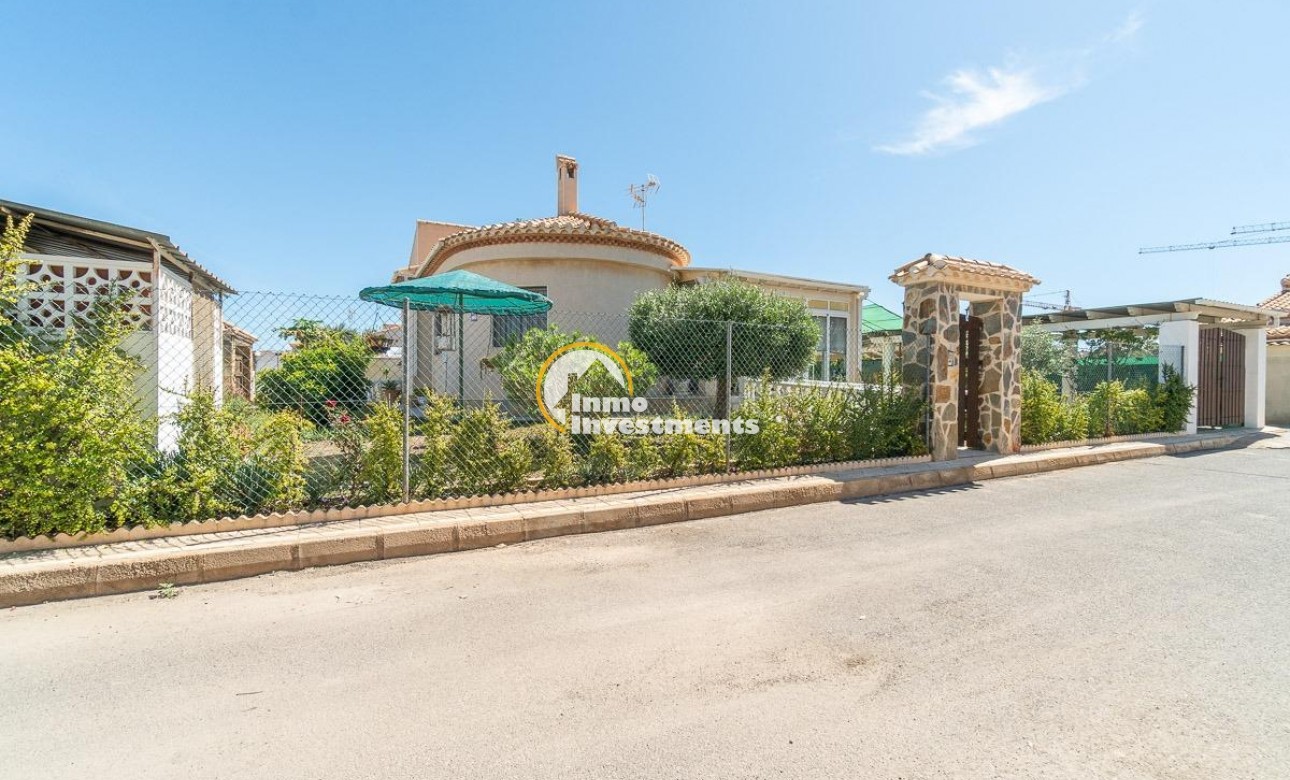 Resale - Villa - Playa Flamenca - Market area