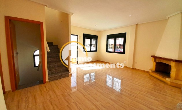 Resale - Townhouse / Semi-detached - Ciudad Quesada - Doña Pepa