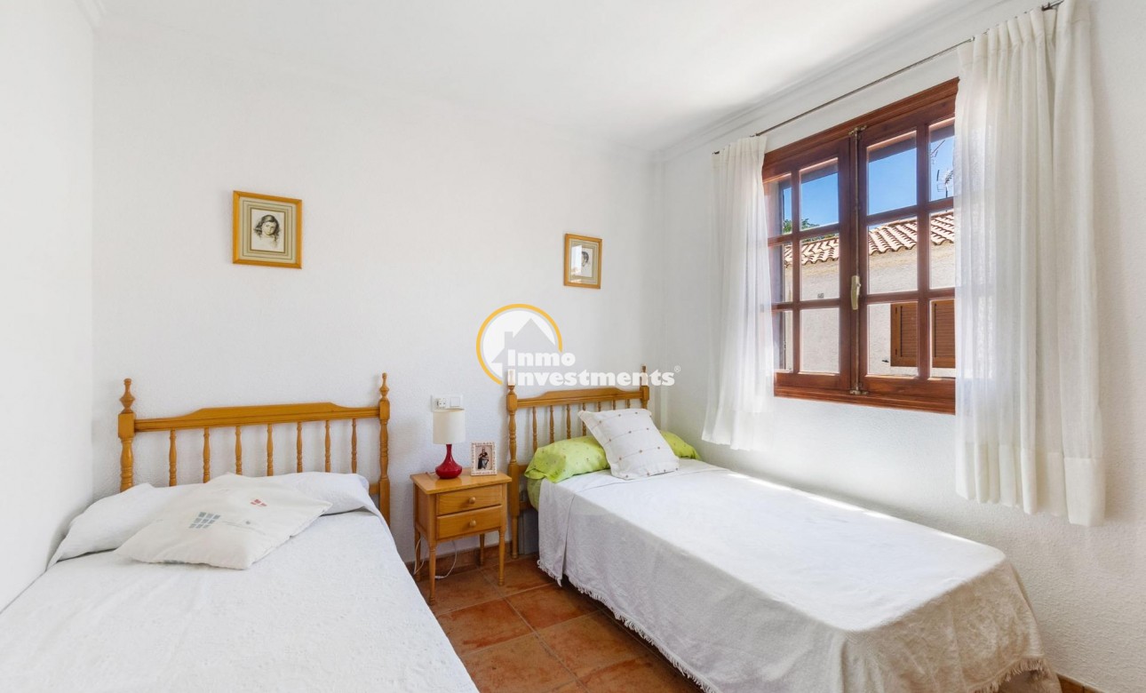 Resale - Apartment - Mil Palmeras - Beach