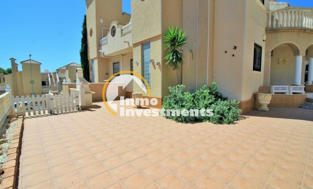 Resale - Town house - Villamartin