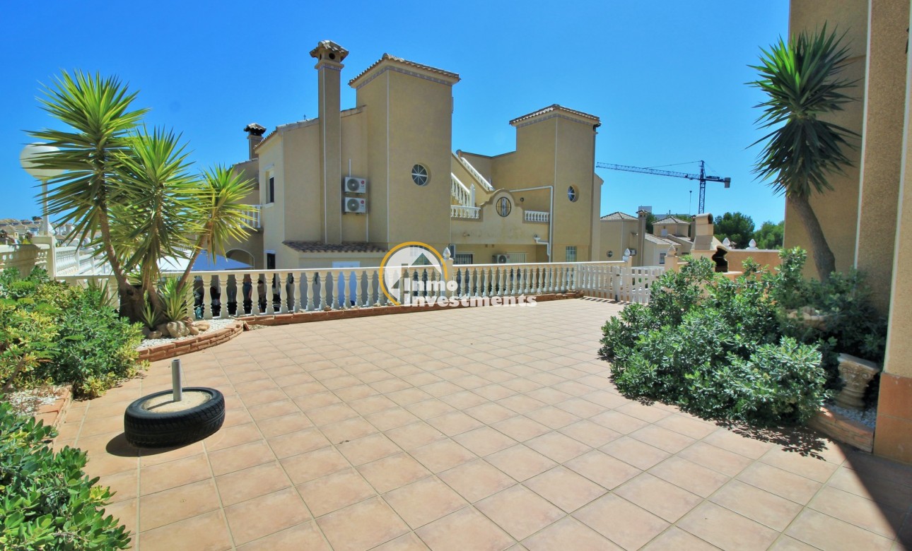 Resale - Town house - Villamartin