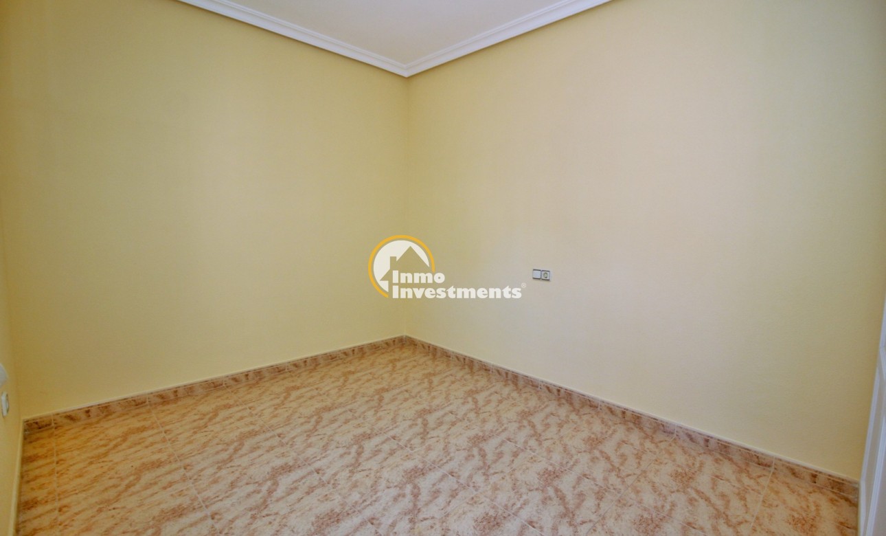 Resale - Town house - Villamartin