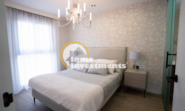 Neubau Immobilien - Penthouse - Torrevieja - Punta Prima