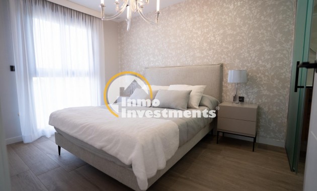 Neubau Immobilien - Penthouse - Torrevieja - Punta Prima