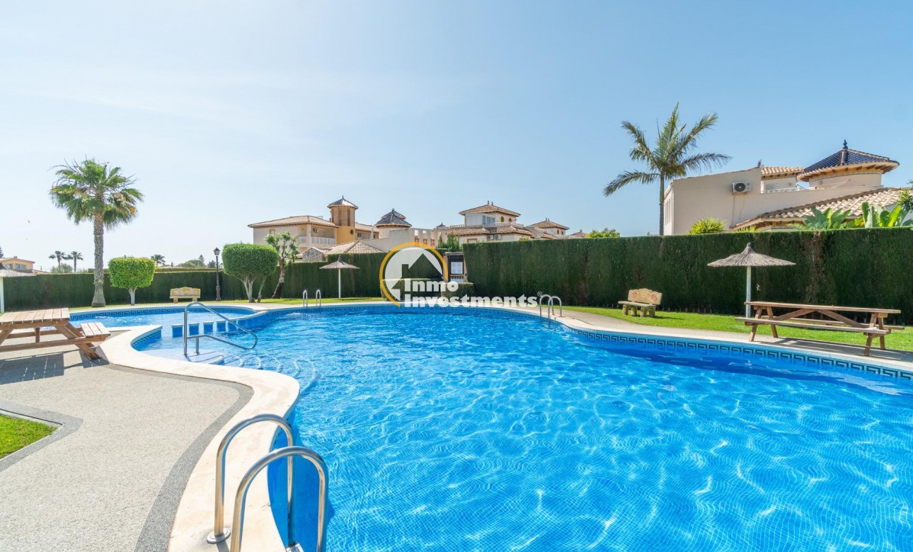 Resale - Apartment - Lomas de Cabo Roig - Playa Golf