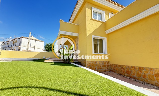 Resale - Villa - Villamartin - El Galan