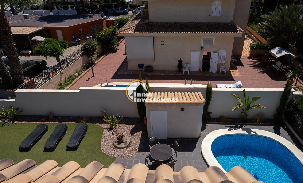 Resale - Villa - La Zenia - Beachside