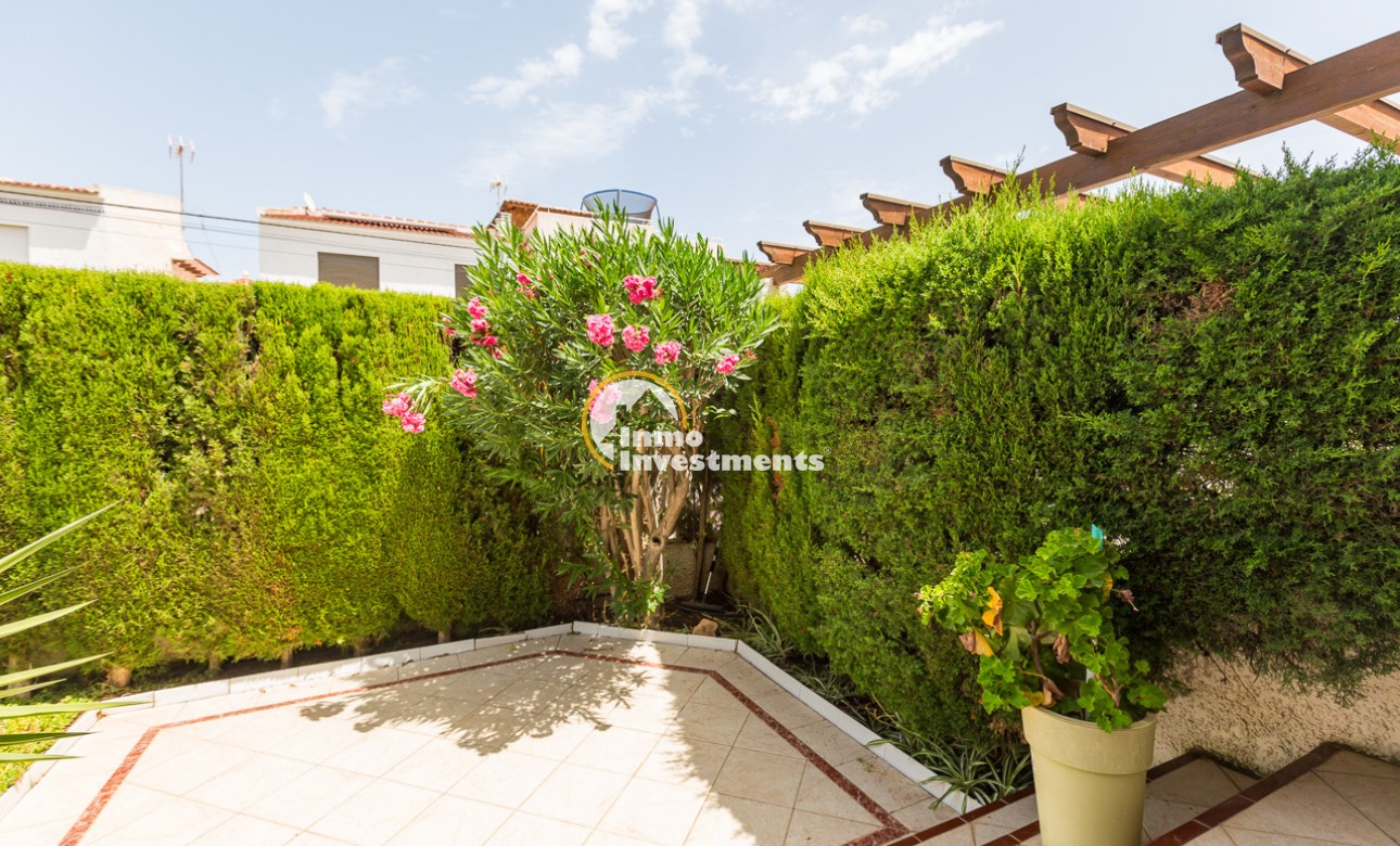 Resale - Town house - Torrevieja - Cliffs