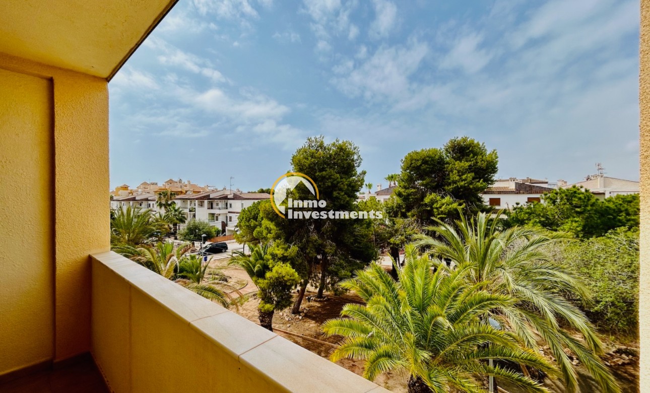 Resale - Apartment - Punta Prima - Beachside