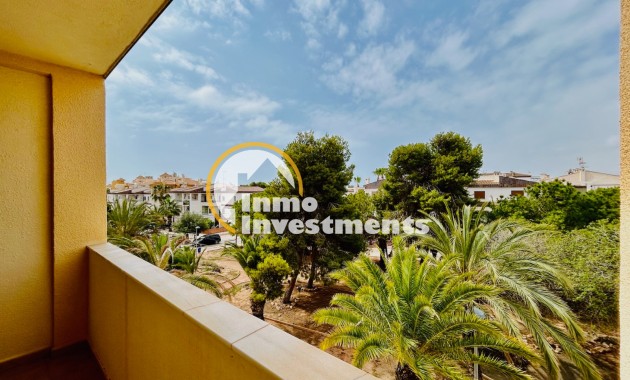 Resale - Apartment - Punta Prima - Beachside