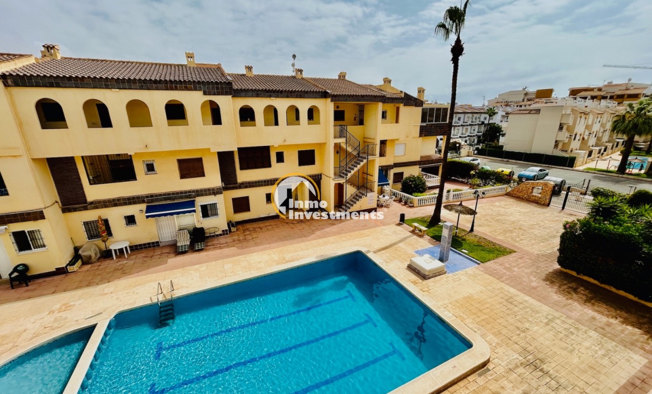 Resale - Apartment - Punta Prima - Beachside