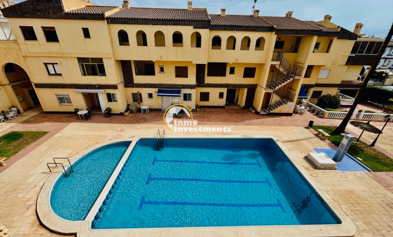 Resale - Apartment - Punta Prima - Beachside