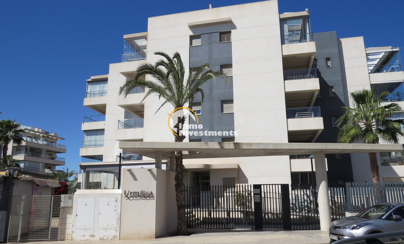 Resale - Apartment - Orihuela Costa - Villamartin