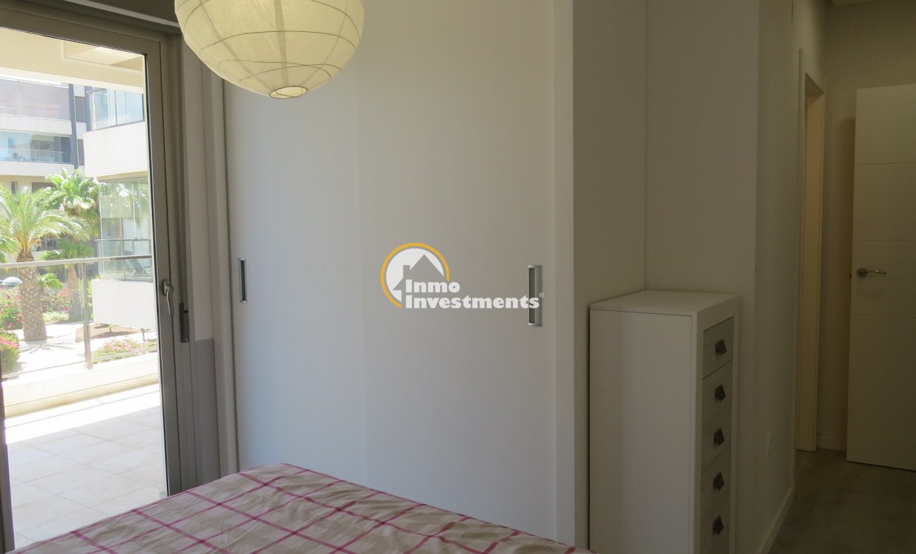 Resale - Apartment - Orihuela Costa - Villamartin