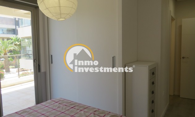 Resale - Apartment - Orihuela Costa - Villamartin