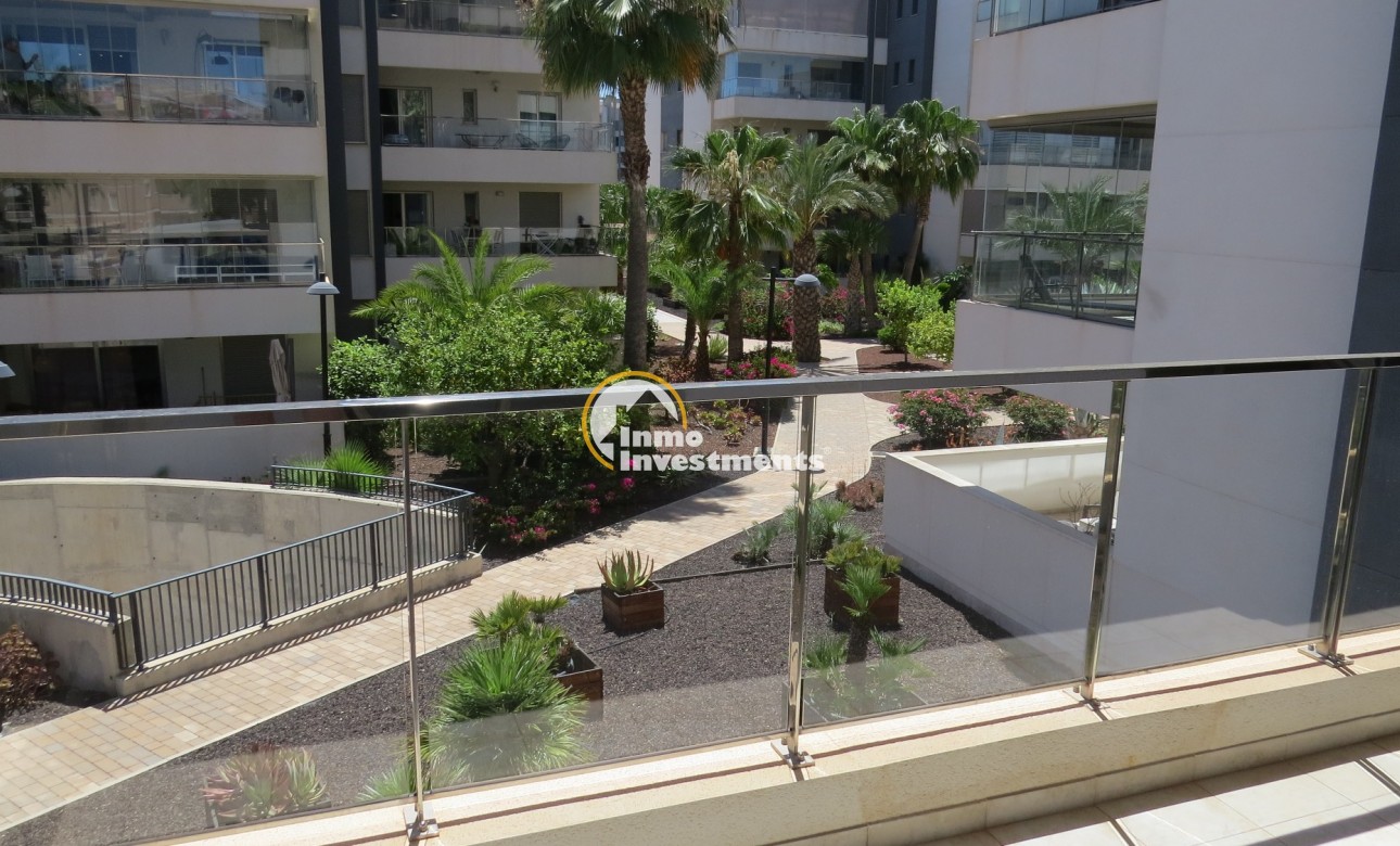 Resale - Apartment - Orihuela Costa - Villamartin