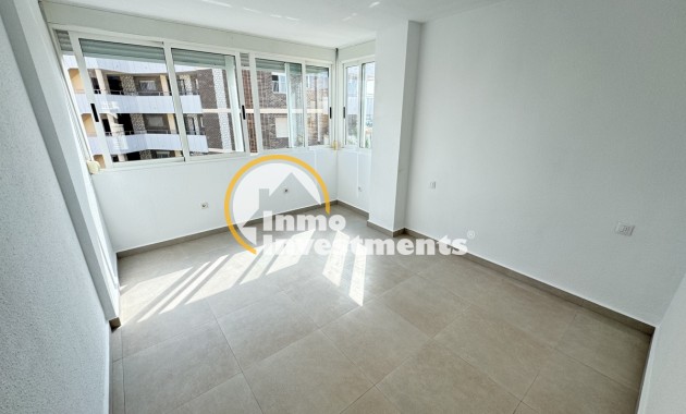 Resale - Apartment - La Zenia - Beachside