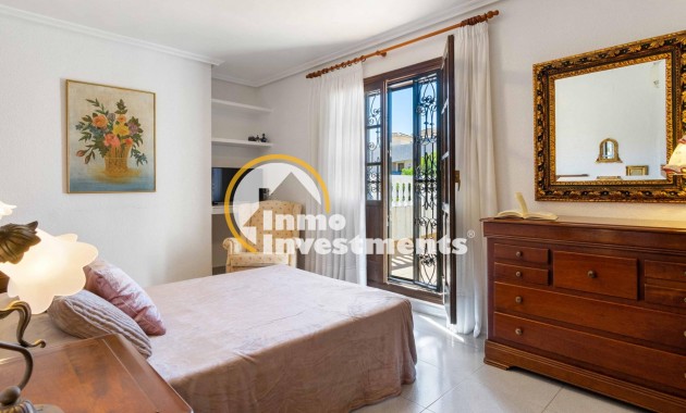 Reventa - Chalet independiente - La Zenia - Playa