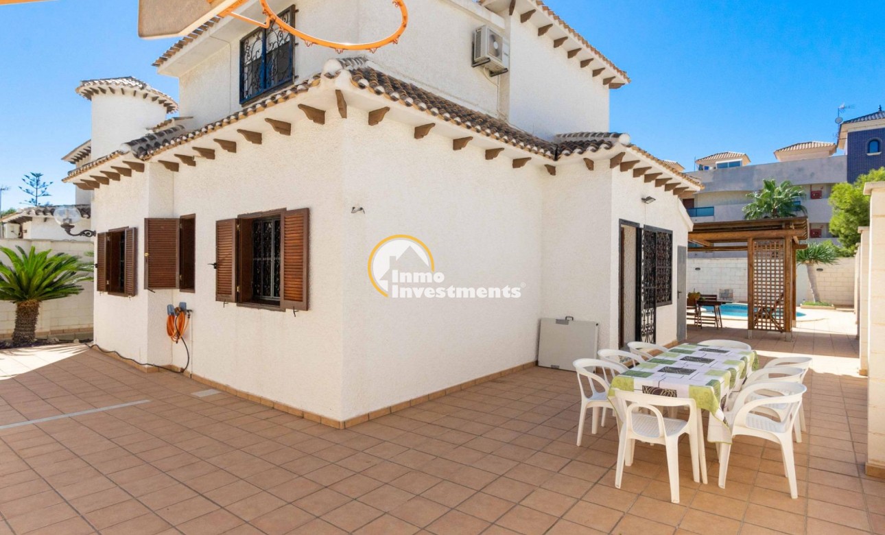 Reventa - Chalet independiente - La Zenia - Playa