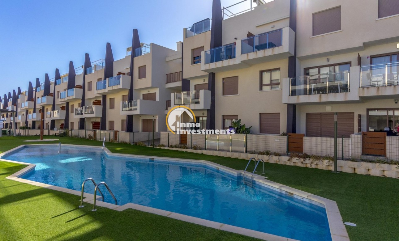 Resale - Apartment - Mil Palmeras - Beach