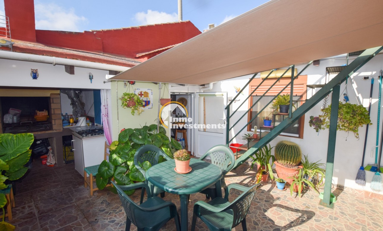 Resale - Town house - Formentera del Segura