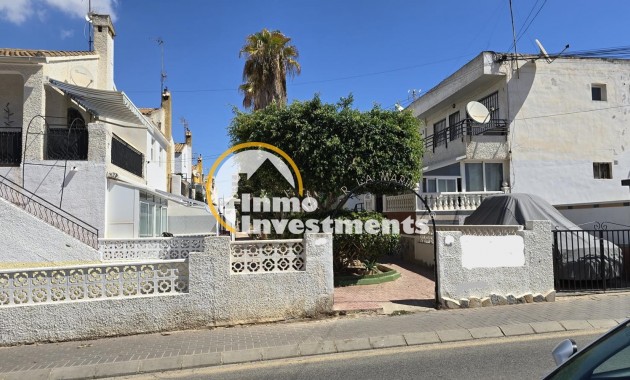 Resale - Apartment - Torrevieja - Beach