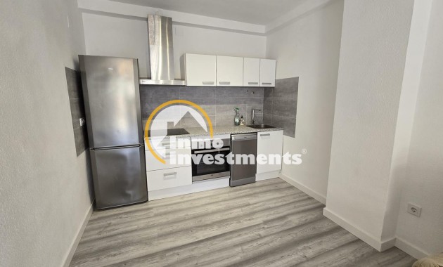 Resale - Apartment - Torrevieja - Beach