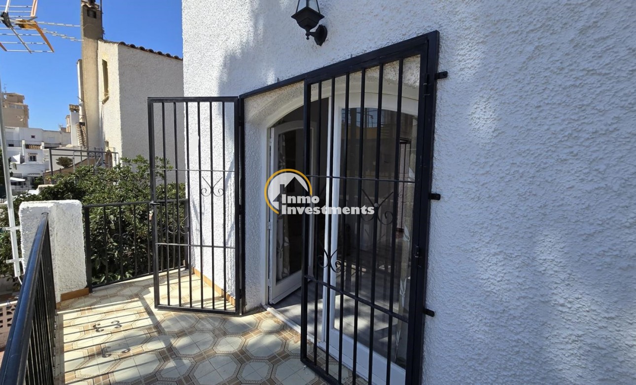 Resale - Apartment - Torrevieja - Beach