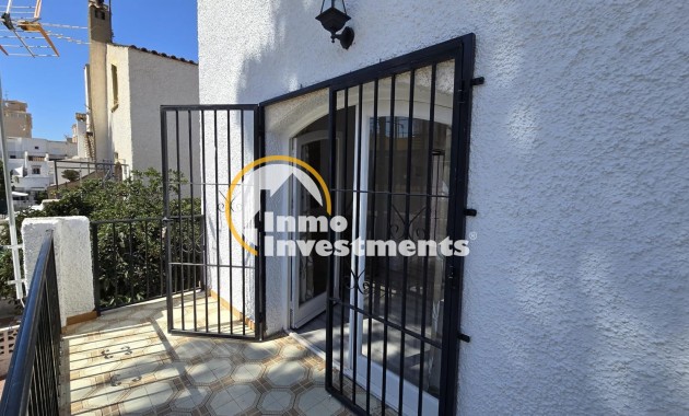 Resale - Apartment - Torrevieja - Beach