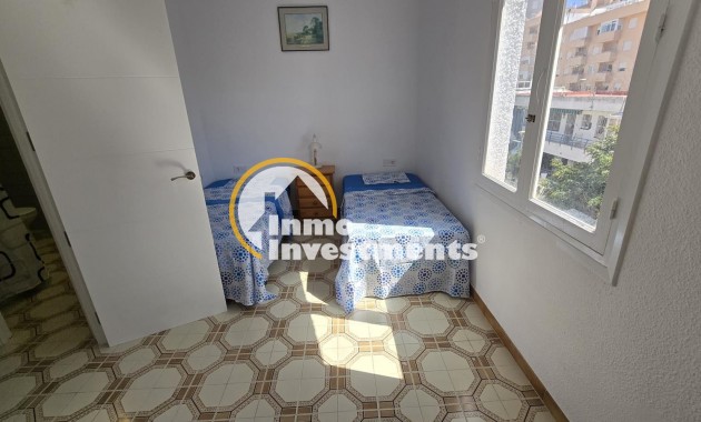 Resale - Apartment - Torrevieja - Beach