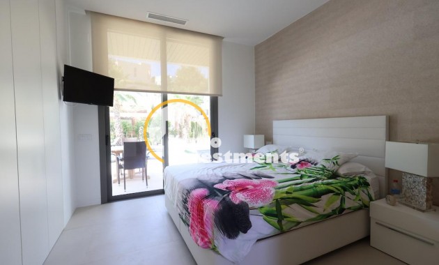 Resale - Villa - Orihuela Costa - Las Colinas