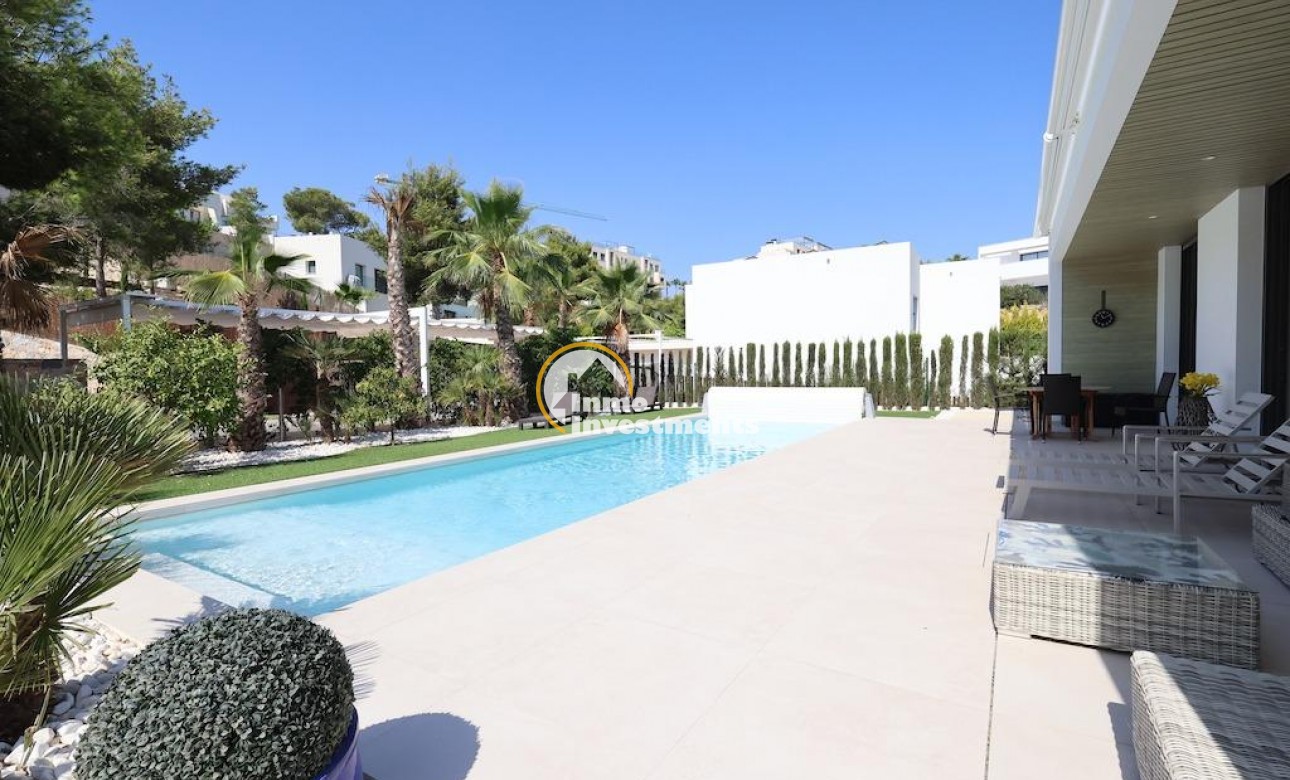 Resale - Villa - Orihuela Costa - Las Colinas