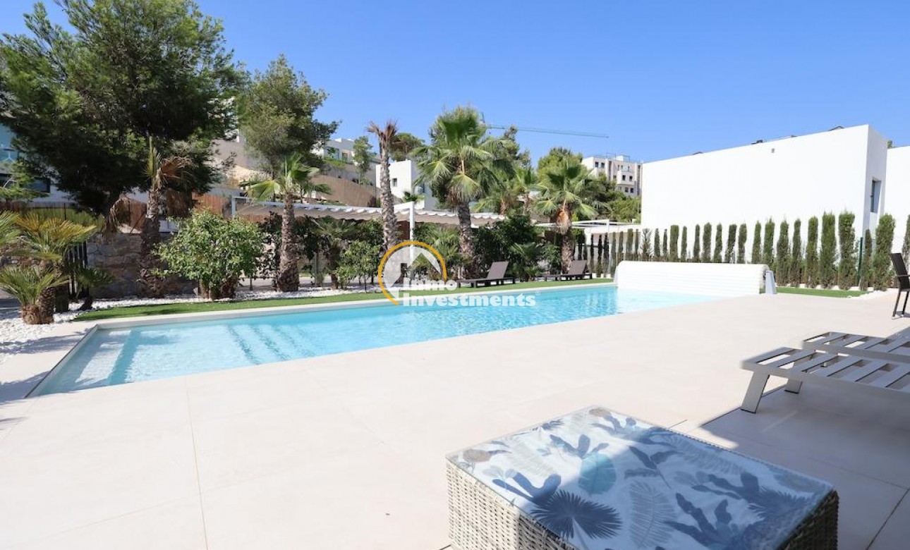 Resale - Villa - Orihuela Costa - Las Colinas