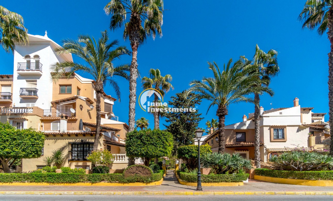 Resale - Apartment - Torrevieja - Beach