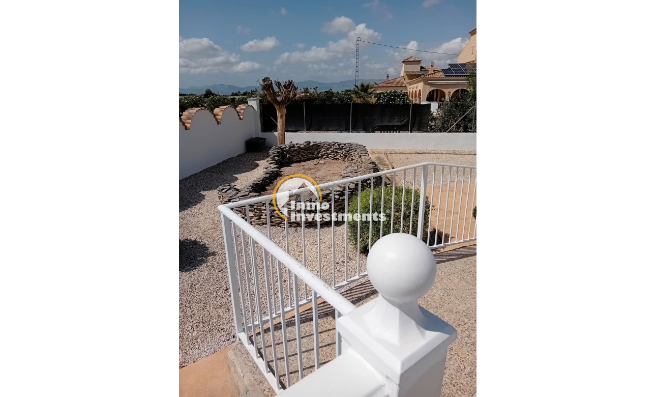 Resale - Villa - Catral