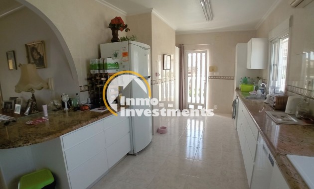 Resale - Villa - Catral