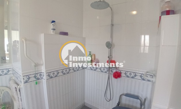 Resale - Villa - Catral