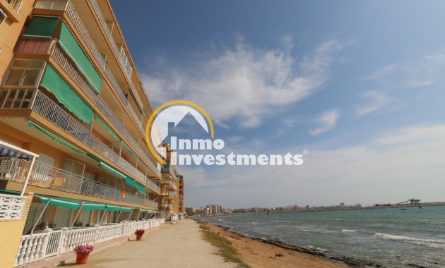 Resale - Apartment - Torrevieja - Beach