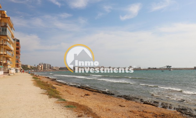 Resale - Apartment - Torrevieja - Beach