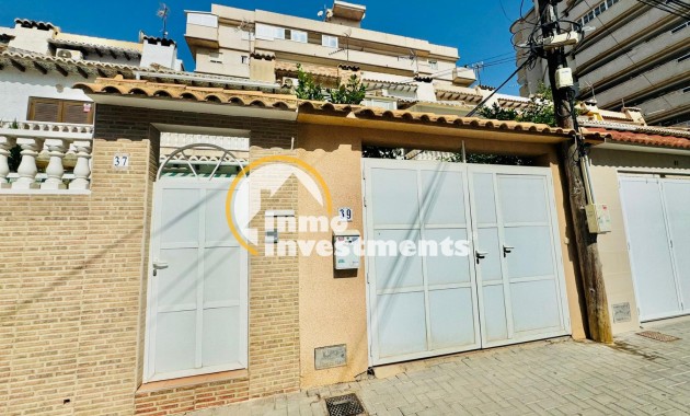 Reventa - Bungalow - Torrevieja - Aguas Nuevas