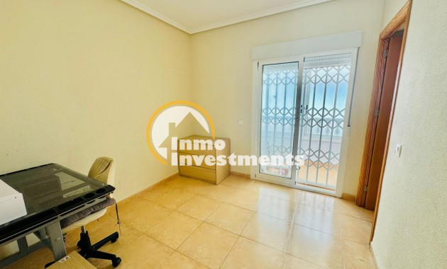 Reventa - Bungalow - Torrevieja - Aguas Nuevas