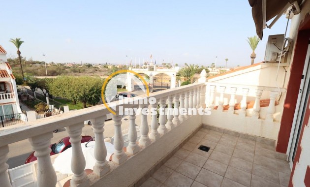 Resale - Semi detached villa - Torrevieja - Torretas