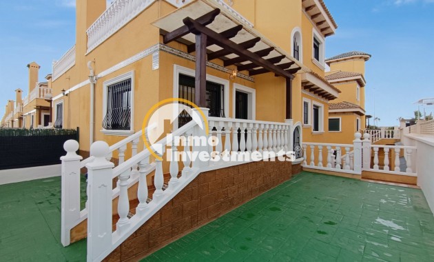 Resale - Semi detached villa - Ciudad Quesada - Doña Pepa