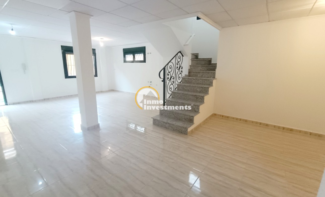 Resale - Semi detached villa - Ciudad Quesada - Doña Pepa